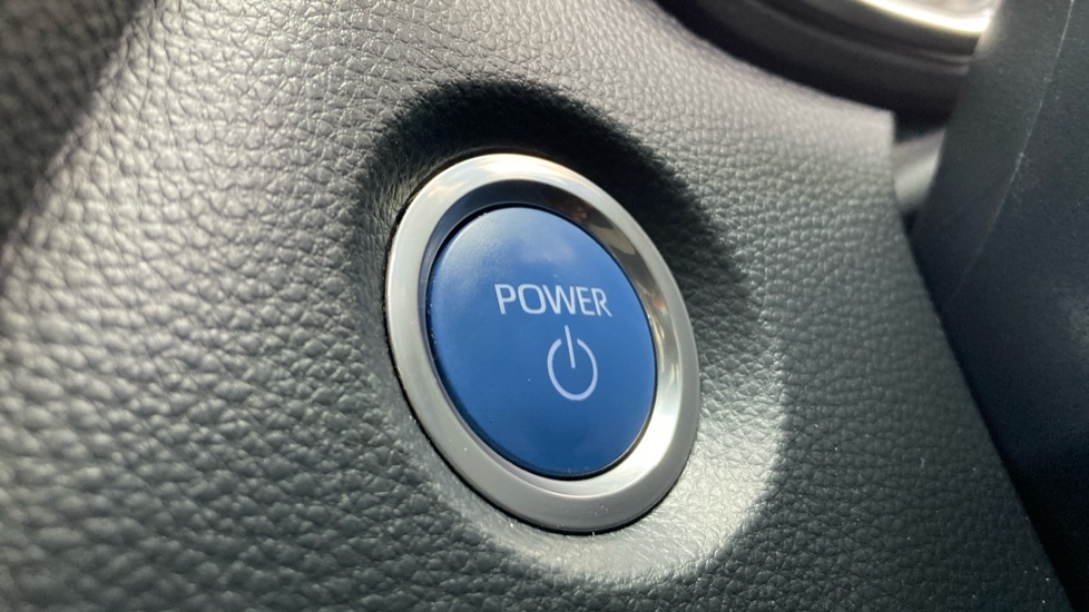 Toyota Corolla 1.8 VVT-i Hybrid Excel 5dr CVT Hybrid Hatchback - Image 16