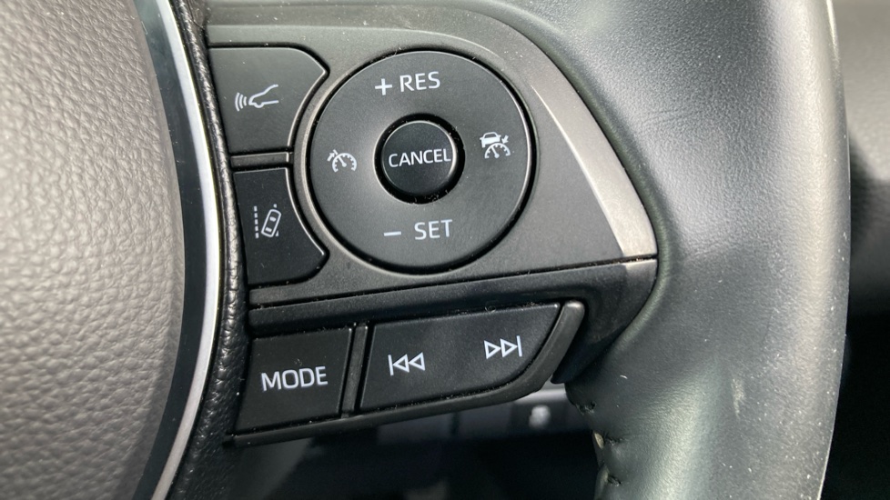 Toyota Corolla 1.8 VVT-i Hybrid Excel 5dr CVT Hybrid Hatchback - Image 30