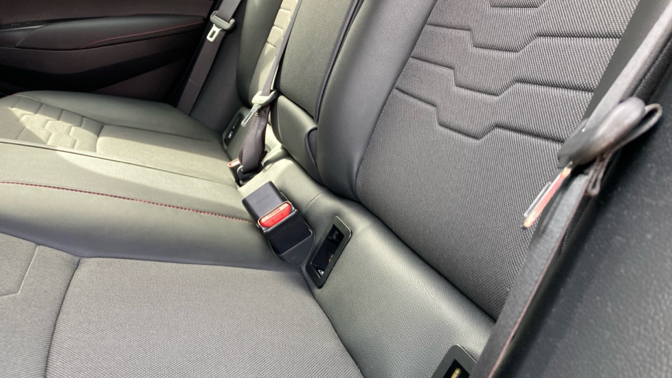 Toyota Corolla 1.8 VVT-i Hybrid Excel 5dr CVT Hybrid Hatchback - Image 39
