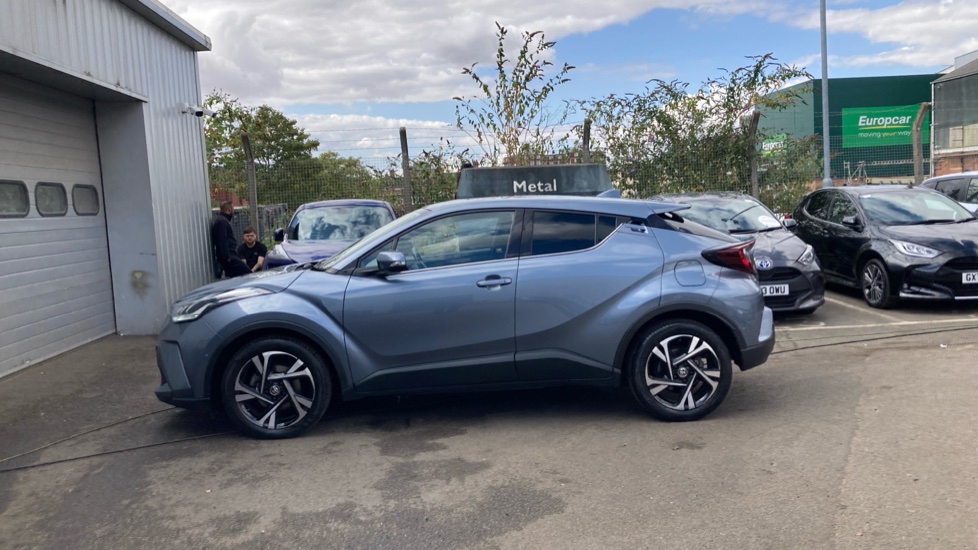Toyota C-HR 1.8 Hybrid Design 5dr CVT Hybrid Hatchback - Image 24