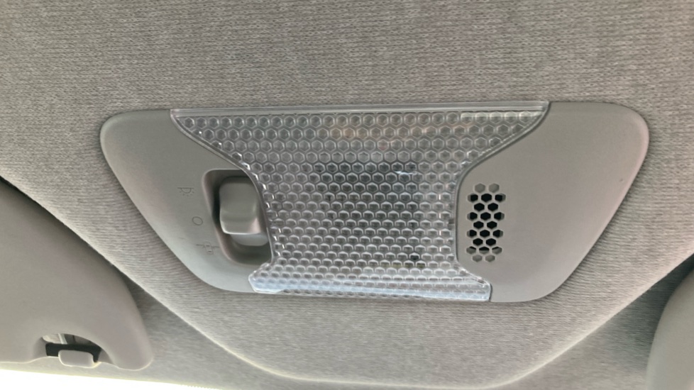 Toyota Aygo 1.0 VVT-i X-Play 5dr x-shift Petrol Hatchback - Image 29