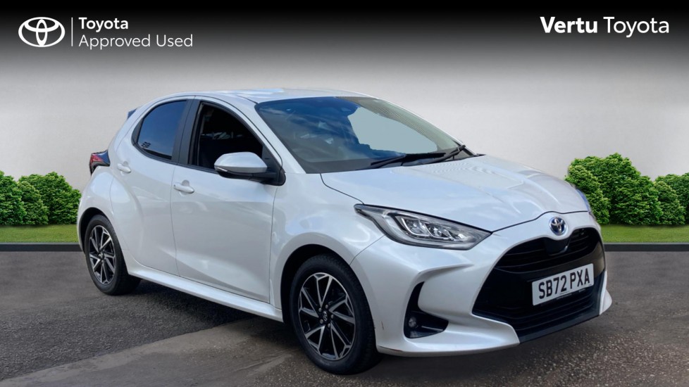 Toyota Yaris 1.5 Hybrid Design 5dr CVT Hybrid Hatchback - Image 1