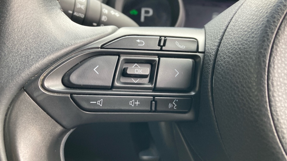 Toyota Yaris 1.5 Hybrid Design 5dr CVT Hybrid Hatchback - Image 36