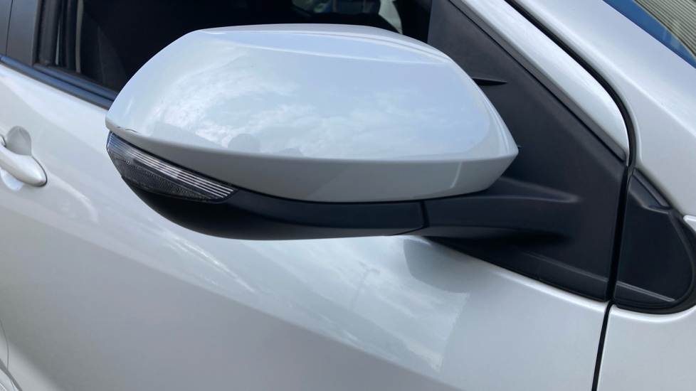 Toyota Yaris 1.5 Hybrid Design 5dr CVT Hybrid Hatchback - Image 46