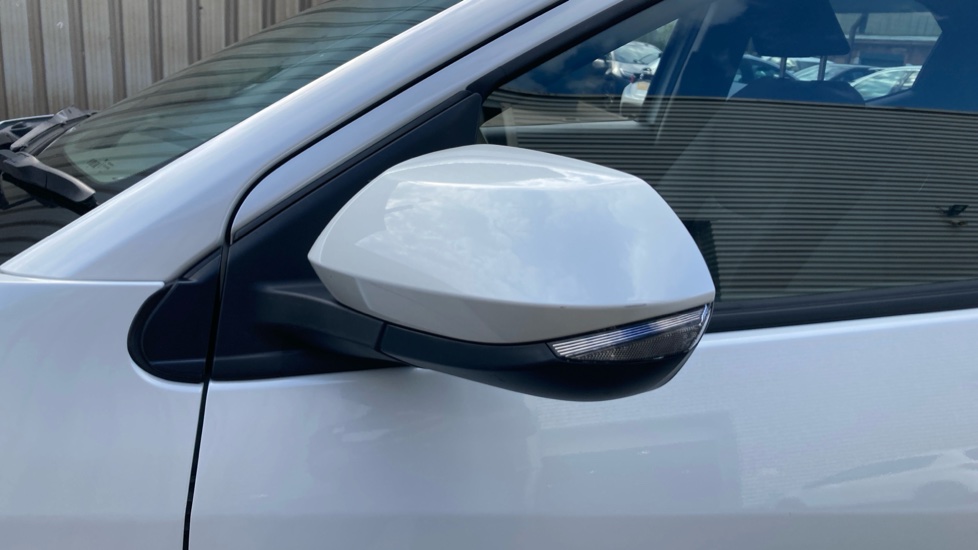 Toyota Yaris 1.5 Hybrid Design 5dr CVT Hybrid Hatchback - Image 47