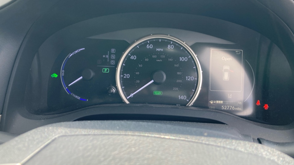 Lexus CT 200h 1.8 F-Sport 5dr CVT [Leather] Hybrid Hatchback - Image 11