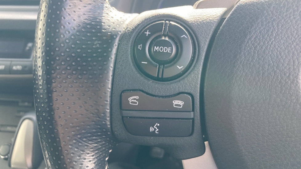 Lexus CT 200h 1.8 F-Sport 5dr CVT [Leather] Hybrid Hatchback - Image 30