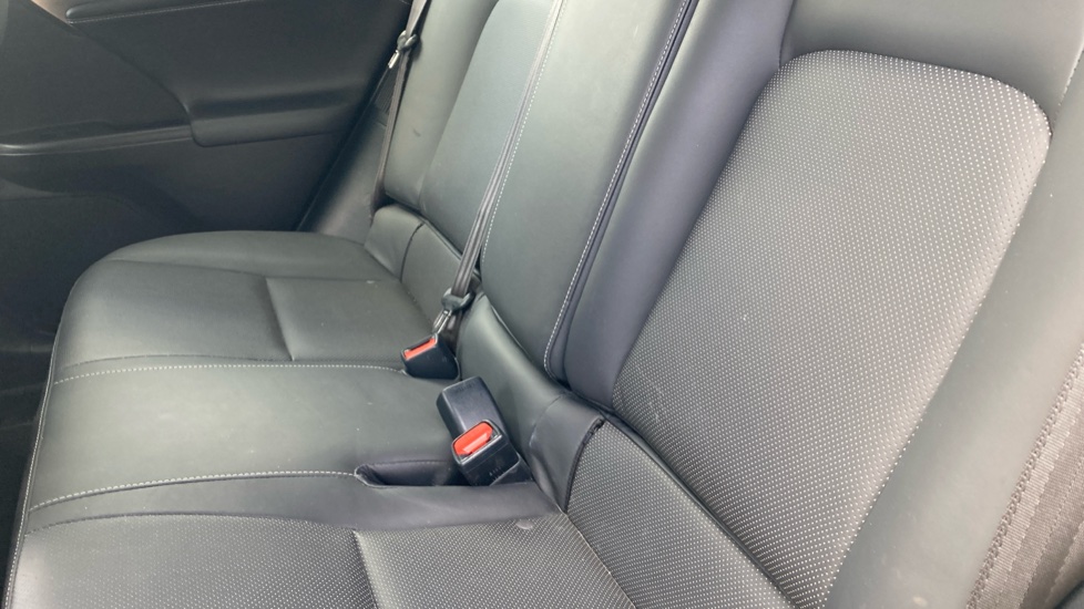 Lexus CT 200h 1.8 F-Sport 5dr CVT [Leather] Hybrid Hatchback - Image 39