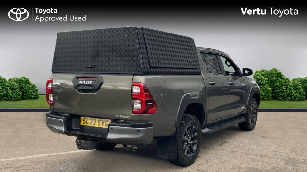 Toyota Hilux Diesel Invincible X D/Cab Pick Up 2.8 D-4D Auto - Image 2