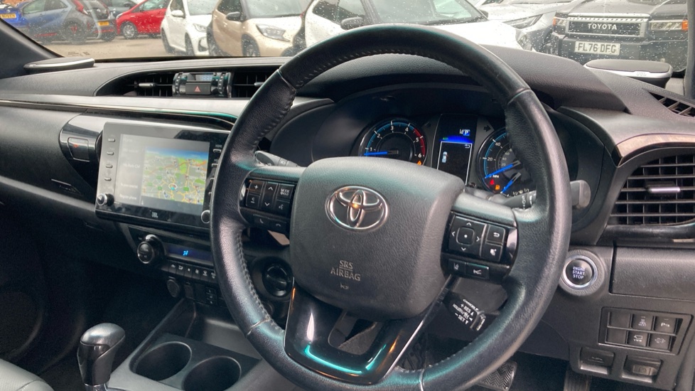 Toyota Hilux Diesel Invincible X D/Cab Pick Up 2.8 D-4D Auto - Image 10