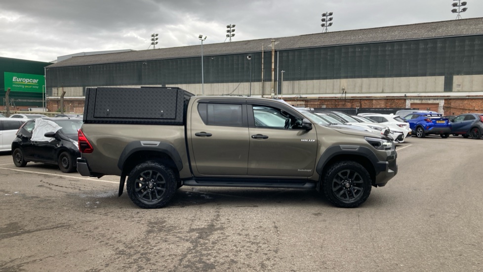 Toyota Hilux Diesel Invincible X D/Cab Pick Up 2.8 D-4D Auto - Image 23