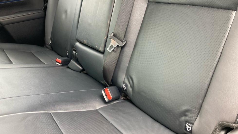 Toyota Hilux Diesel Invincible X D/Cab Pick Up 2.8 D-4D Auto - Image 40