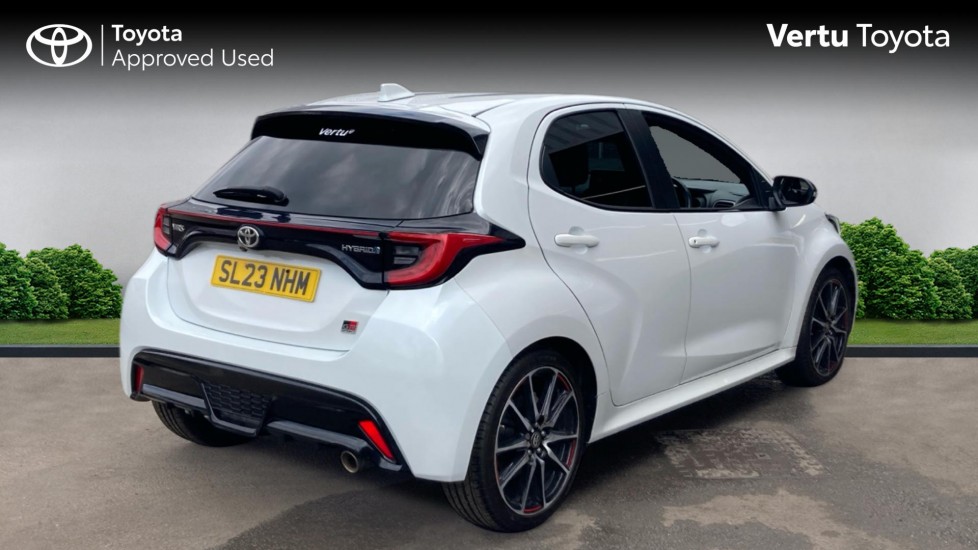 Toyota Yaris 1.5 Hybrid GR Sport 5dr CVT Hybrid Hatchback - Image 2
