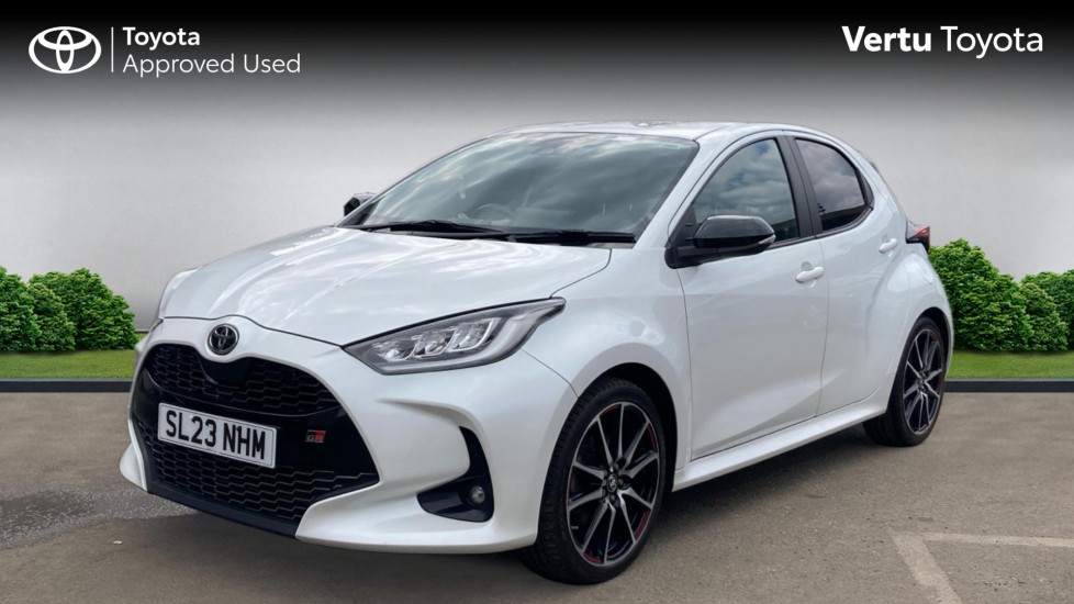 Toyota Yaris 1.5 Hybrid GR Sport 5dr CVT Hybrid Hatchback - Image 3
