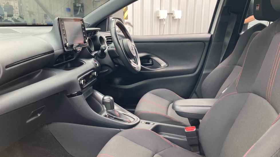 Toyota Yaris 1.5 Hybrid GR Sport 5dr CVT Hybrid Hatchback - Image 5