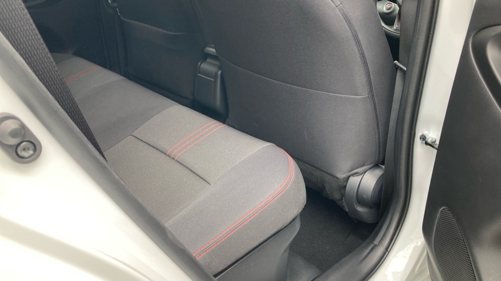 Toyota Yaris 1.5 Hybrid GR Sport 5dr CVT Hybrid Hatchback - Image 8