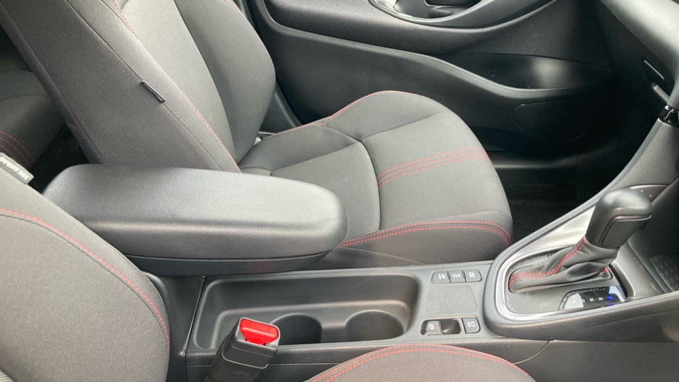 Toyota Yaris 1.5 Hybrid GR Sport 5dr CVT Hybrid Hatchback - Image 18