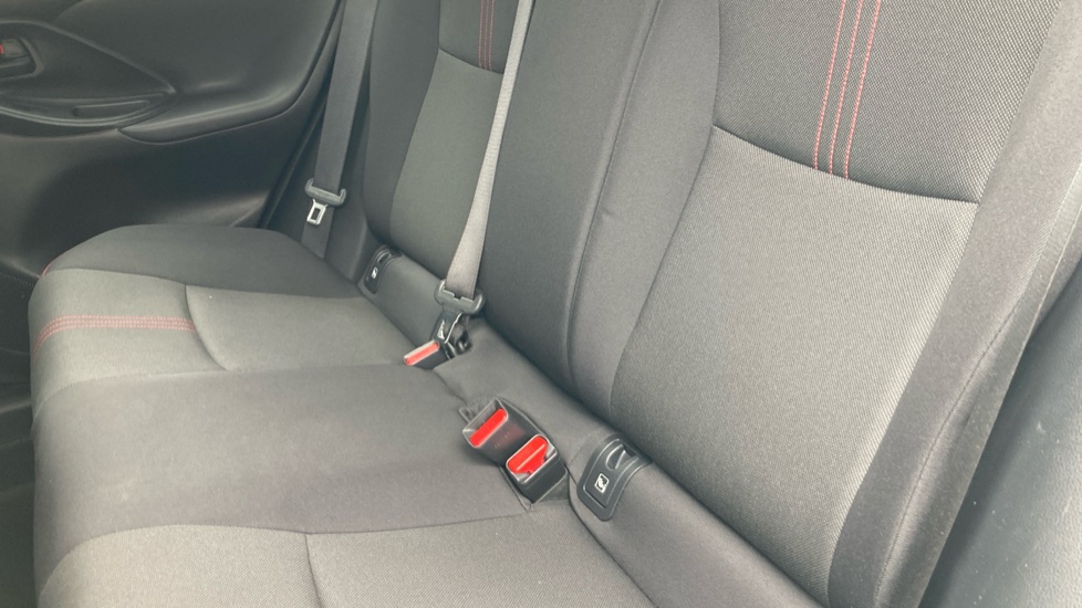 Toyota Yaris 1.5 Hybrid GR Sport 5dr CVT Hybrid Hatchback - Image 41