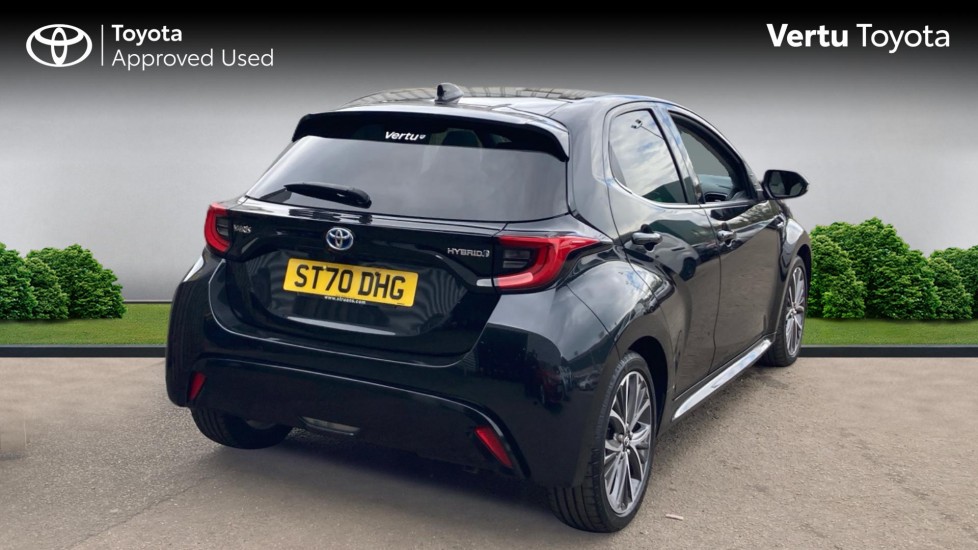 Toyota Yaris 1.5 Hybrid Excel 5dr CVT Hybrid Hatchback - Image 2