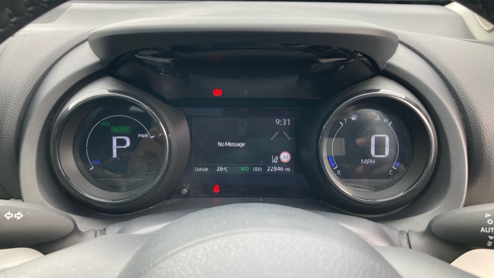 Toyota Yaris 1.5 Hybrid Excel 5dr CVT Hybrid Hatchback - Image 11