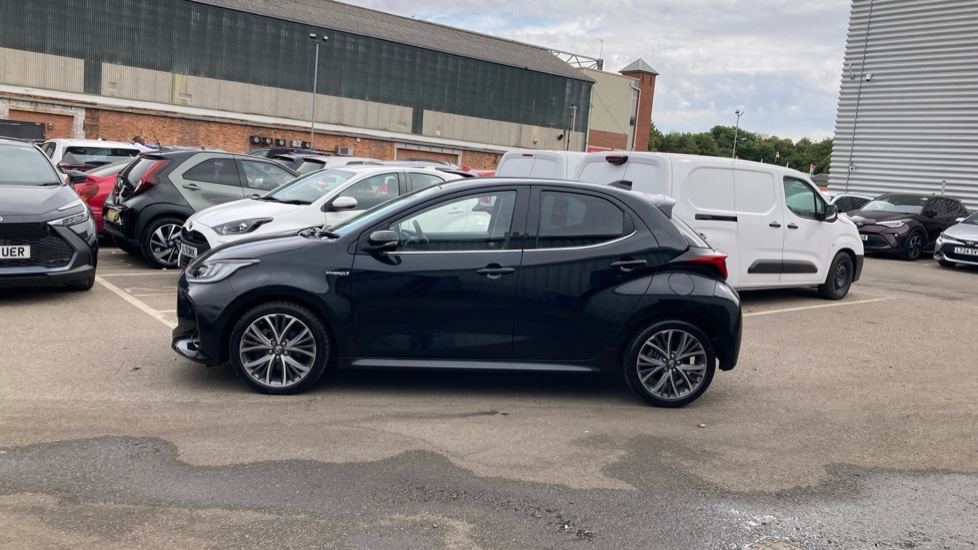 Toyota Yaris 1.5 Hybrid Excel 5dr CVT Hybrid Hatchback - Image 24