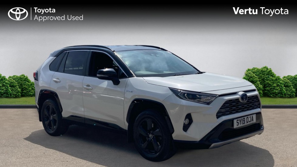 Toyota RAV4 2.5 VVT-i Hybrid Dynamic 5dr CVT 2WD Hybrid Estate - Image 1