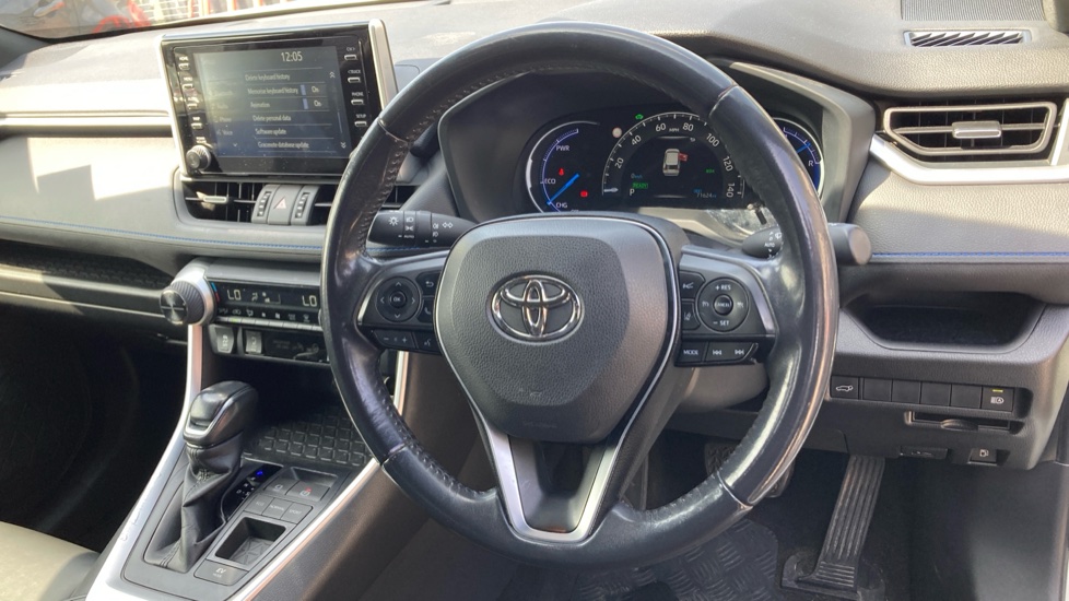 Toyota RAV4 2.5 VVT-i Hybrid Dynamic 5dr CVT 2WD Hybrid Estate - Image 7