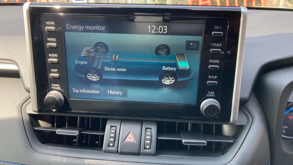 Toyota RAV4 2.5 VVT-i Hybrid Dynamic 5dr CVT 2WD Hybrid Estate - Image 45