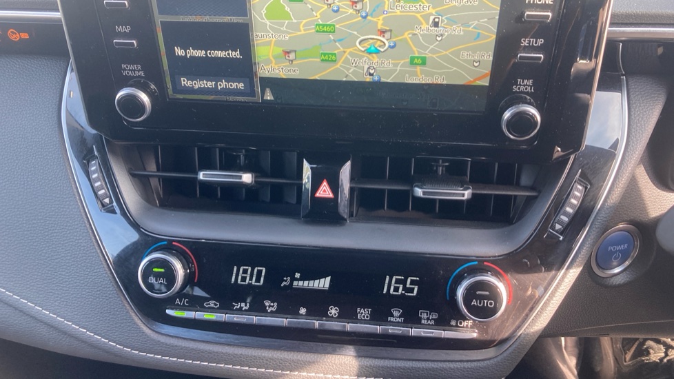 Toyota Corolla 1.8 VVT-i Hybrid Design 5dr CVT Hybrid Estate - Image 33