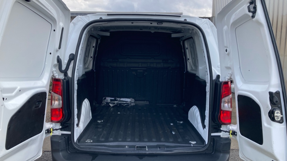 Toyota Proace City L1 Diesel 1.5D 75 Active Van - Image 13
