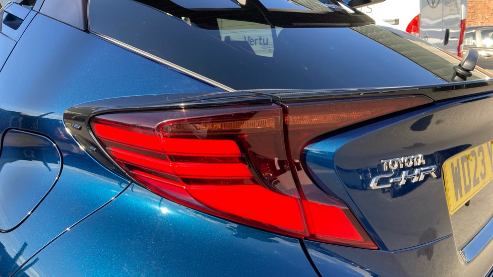 Toyota C-HR 2.0 Hybrid Excel 5dr CVT Hybrid Hatchback - Image 21