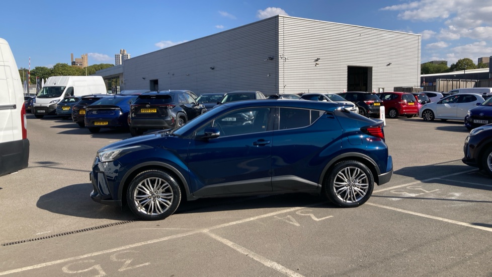 Toyota C-HR 2.0 Hybrid Excel 5dr CVT Hybrid Hatchback - Image 24