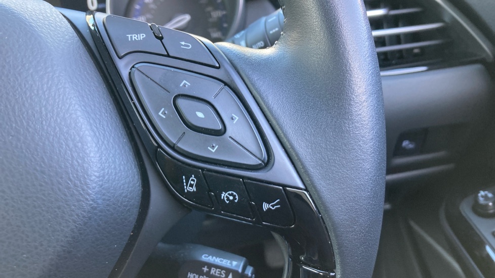 Toyota C-HR 2.0 Hybrid Excel 5dr CVT Hybrid Hatchback - Image 31