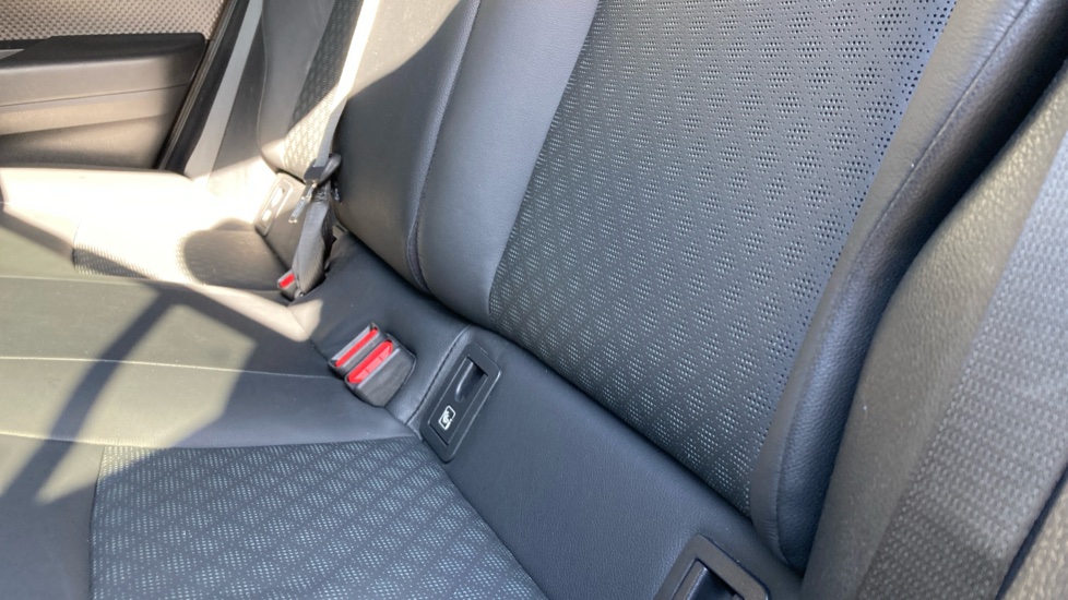 Toyota C-HR 2.0 Hybrid Excel 5dr CVT Hybrid Hatchback - Image 39