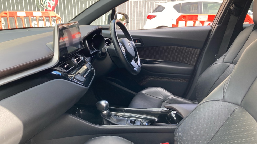 Toyota C-HR 1.8 Hybrid Excel 5dr CVT Hybrid Hatchback - Image 5