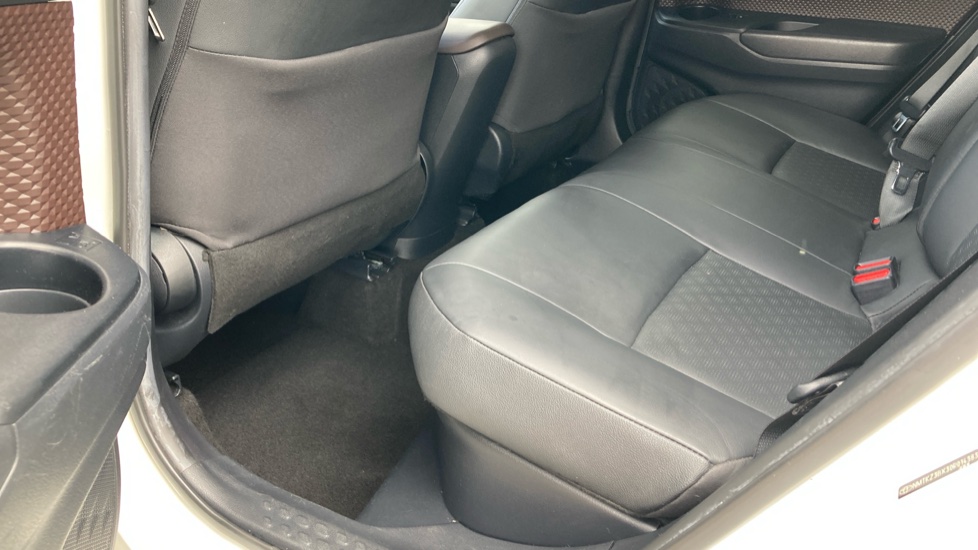 Toyota C-HR 1.8 Hybrid Excel 5dr CVT Hybrid Hatchback - Image 15