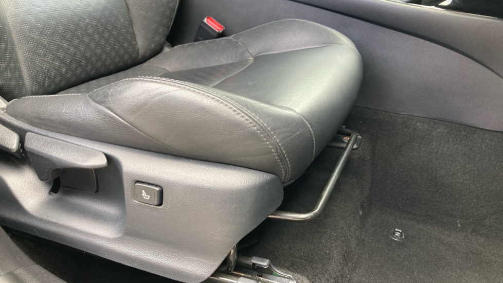 Toyota C-HR 1.8 Hybrid Excel 5dr CVT Hybrid Hatchback - Image 17
