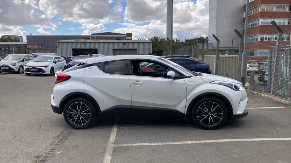 Toyota C-HR 1.8 Hybrid Excel 5dr CVT Hybrid Hatchback - Image 23