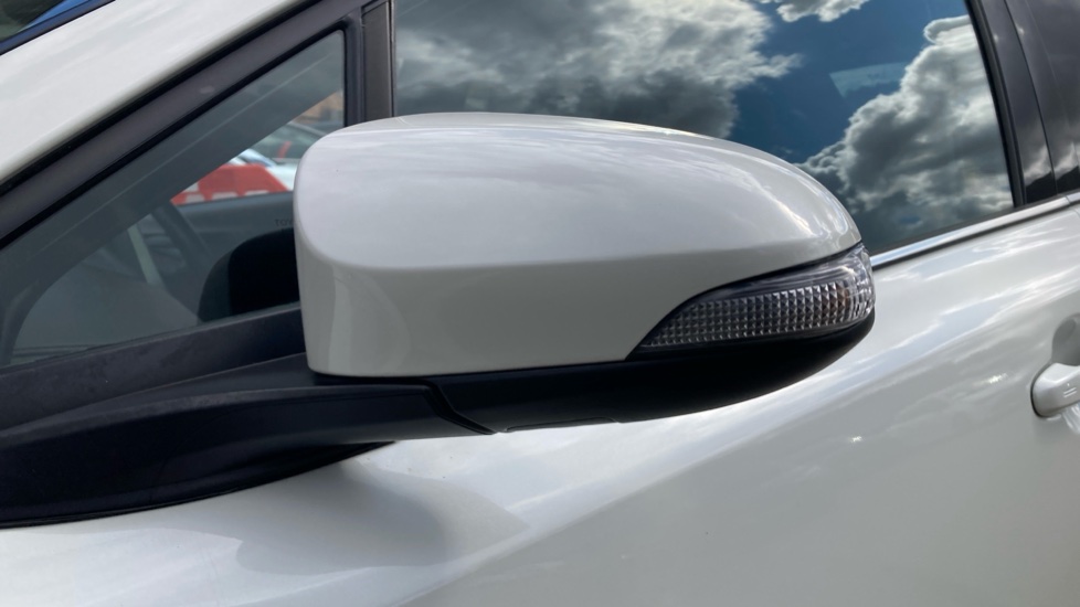 Toyota C-HR 1.8 Hybrid Excel 5dr CVT Hybrid Hatchback - Image 48