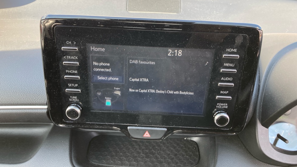 Toyota Yaris 1.5 Hybrid Icon 5dr CVT Hybrid Hatchback - Image 9
