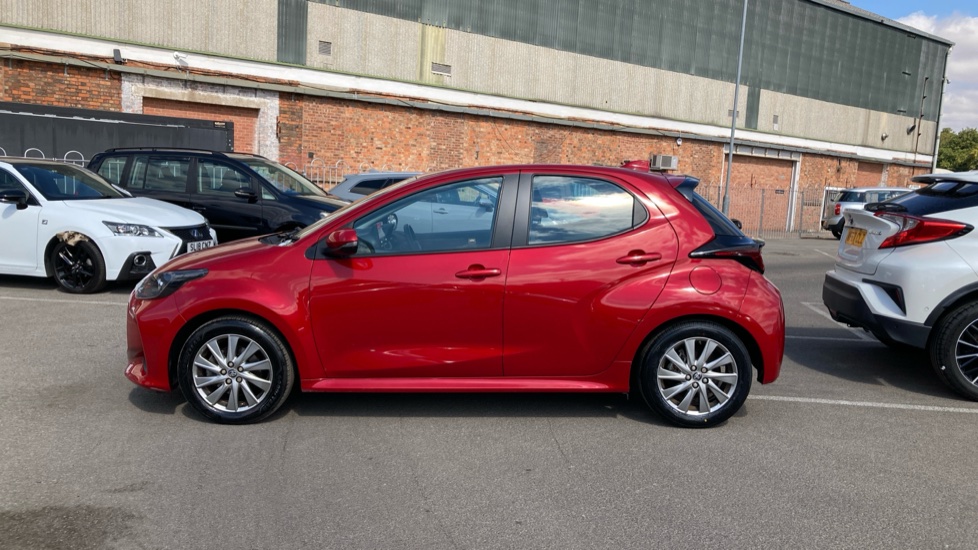 Toyota Yaris 1.5 Hybrid Icon 5dr CVT Hybrid Hatchback - Image 24