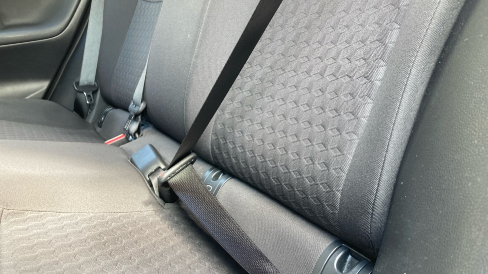 Toyota Yaris 1.5 Hybrid Icon 5dr CVT Hybrid Hatchback - Image 34