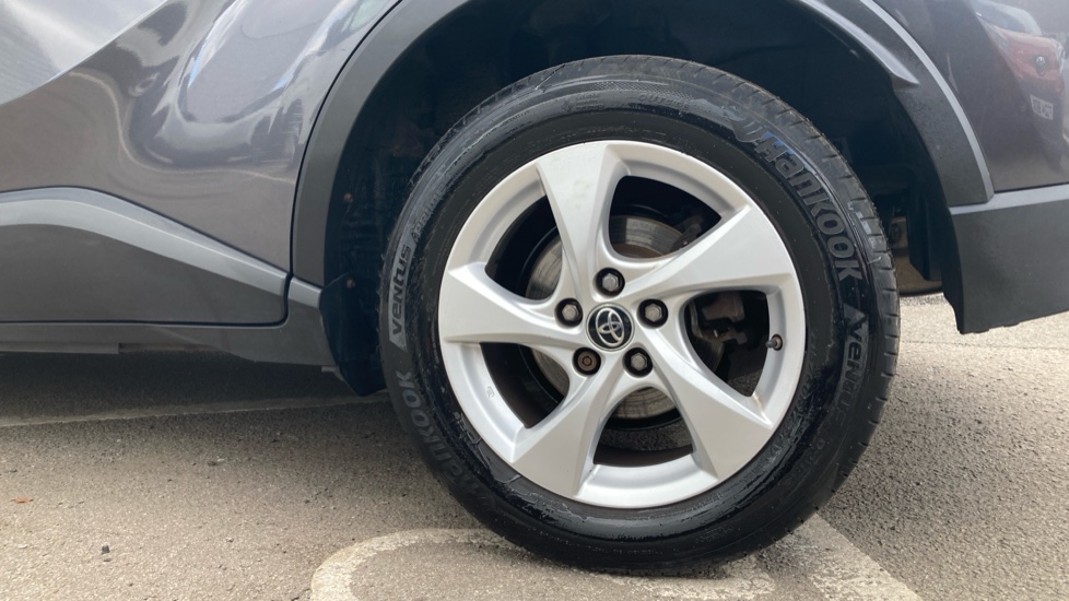 Toyota C-HR 1.2T Icon 5dr Petrol Hatchback - Image 25