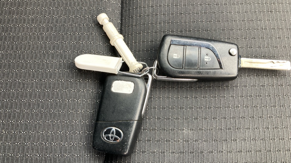 Toyota C-HR 1.2T Icon 5dr Petrol Hatchback - Image 28