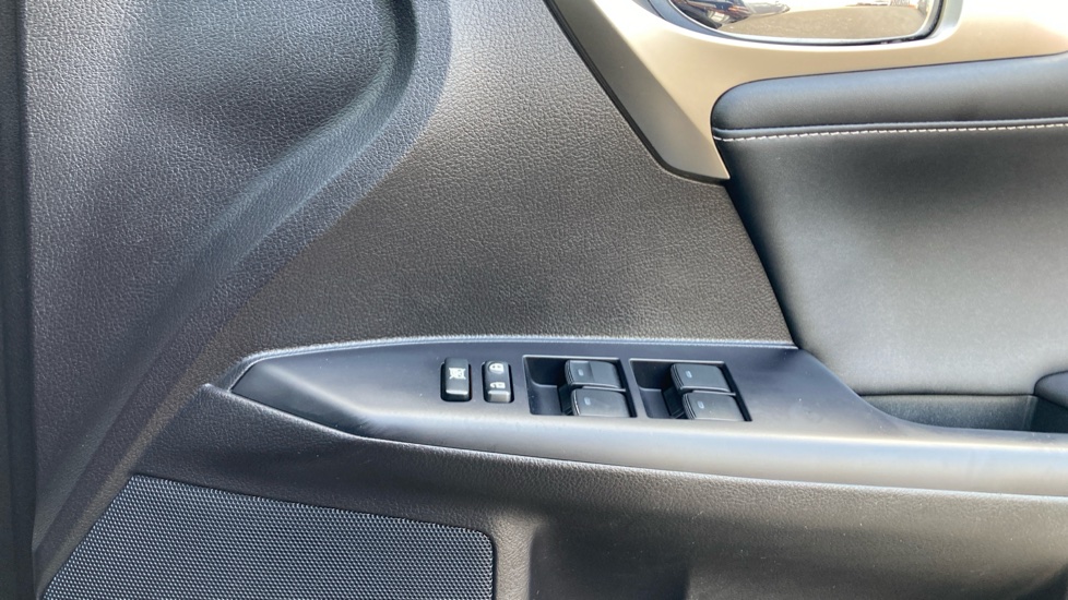 Lexus CT 200h 1.8 Sport 5dr CVT Auto Hybrid Hatchback - Image 20