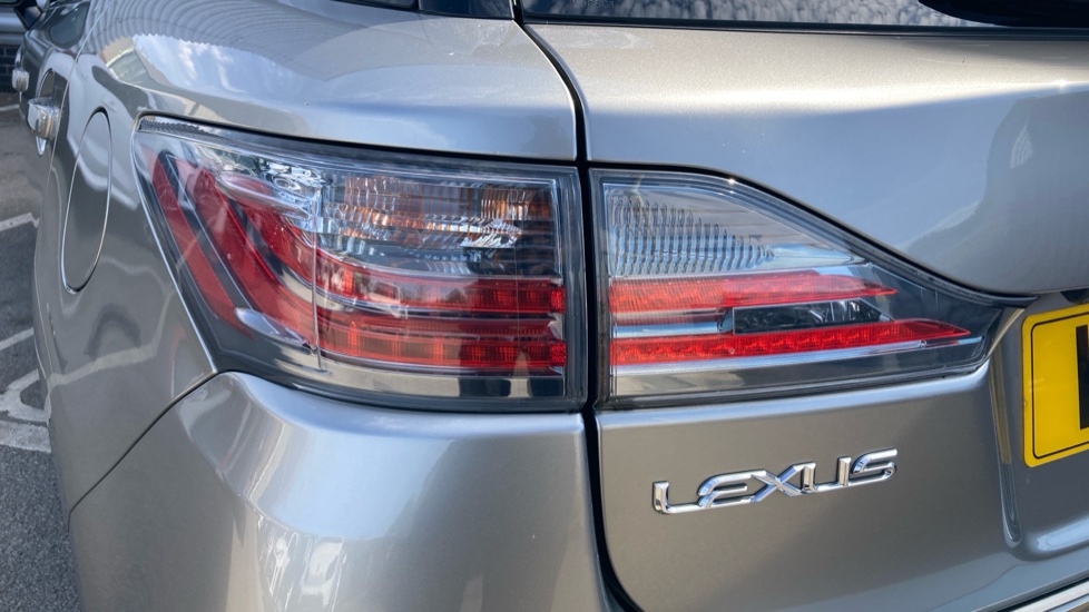 Lexus CT 200h 1.8 Sport 5dr CVT Auto Hybrid Hatchback - Image 21