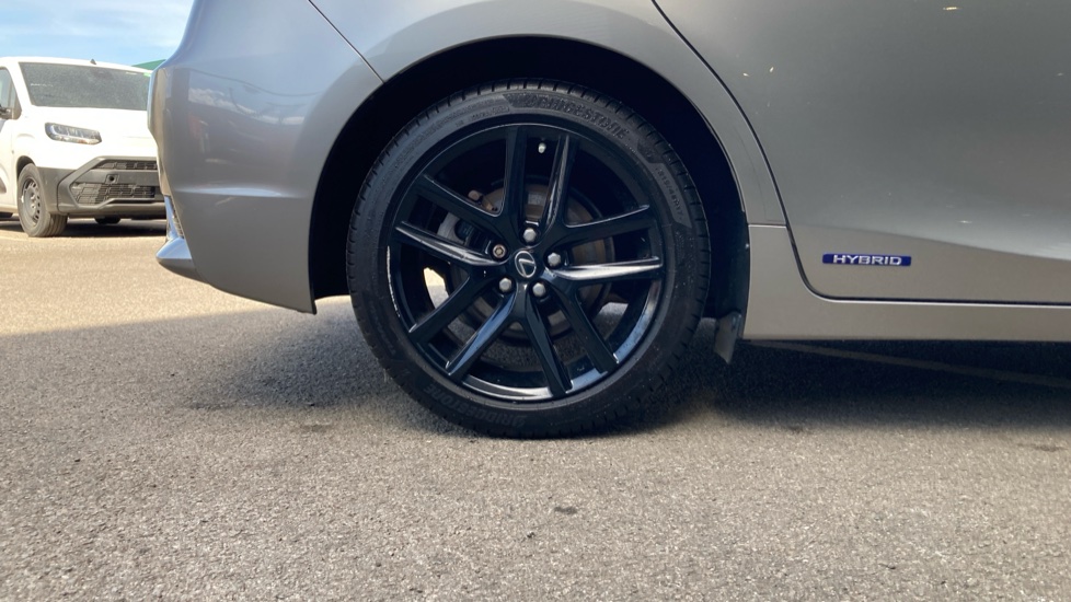 Lexus CT 200h 1.8 Sport 5dr CVT Auto Hybrid Hatchback - Image 25