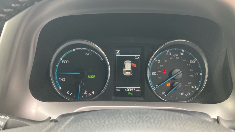Toyota RAV4 2.5 VVT-i Hybrid Icon Tech TSS 5dr CVT 2WD Hybrid Estate - Image 11