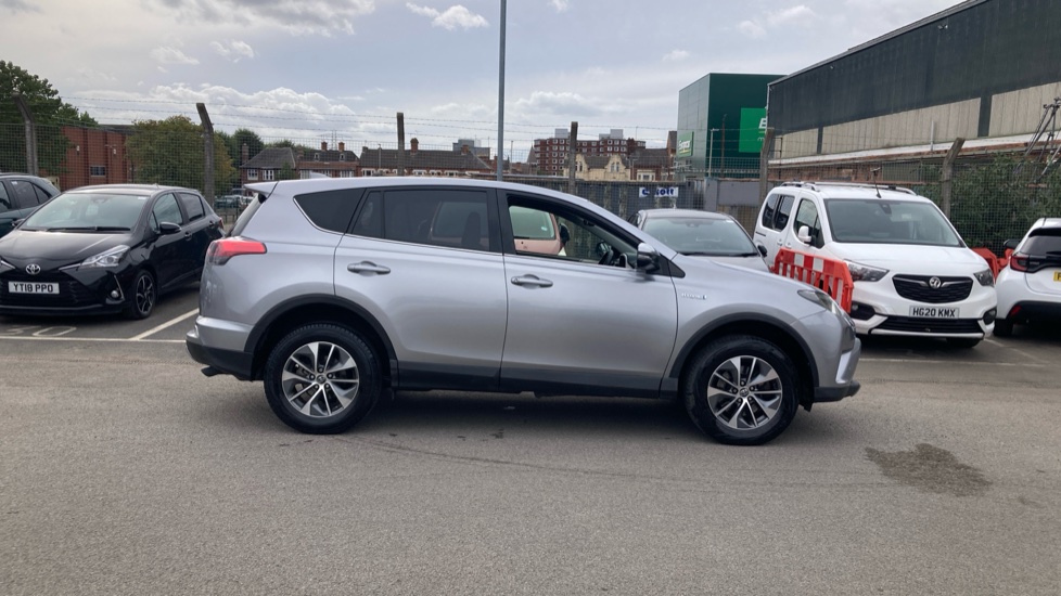 Toyota RAV4 2.5 VVT-i Hybrid Icon Tech TSS 5dr CVT 2WD Hybrid Estate - Image 23