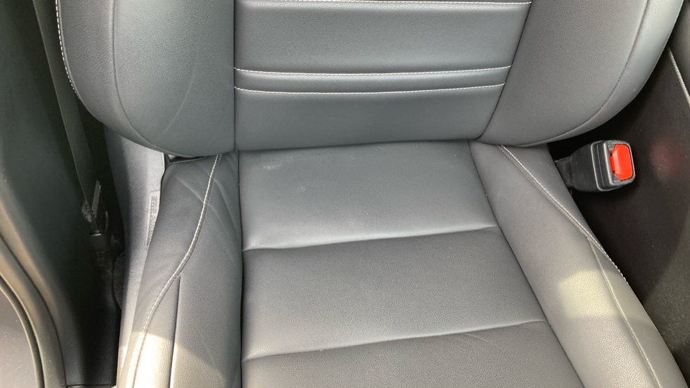 Lexus NX 300h 2.5 Premium Sport Edition 5dr CVT [Pan roof] Hybrid Estate - Image 14